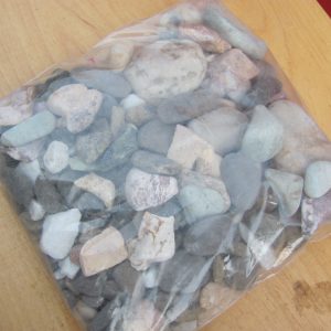 Декоративные камни смесь    0.5 литра